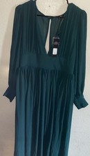Fashion Nova Green Beautiful Long Dress Sz.XL