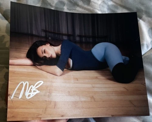 Madison Beer Signed 8x10 Photo Singer Model With Proof