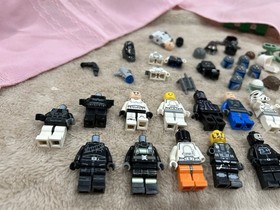 Lego Star Wars Minifigures Lot, Hats vests, & extras