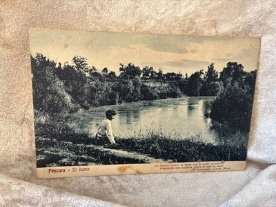 Pescara il fiume, un bimbo colore di rame con li occhi assonnati