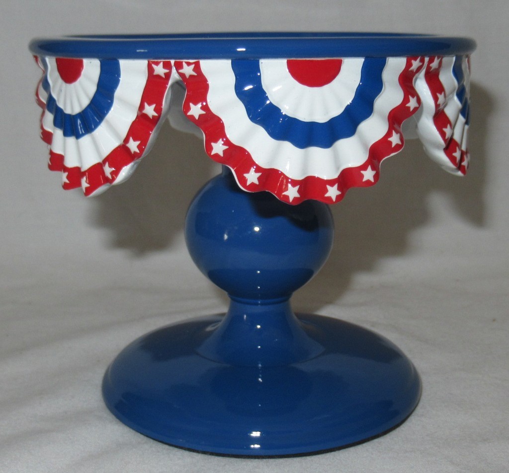 3-wick 4th Of July Flag Bunting Pedestal