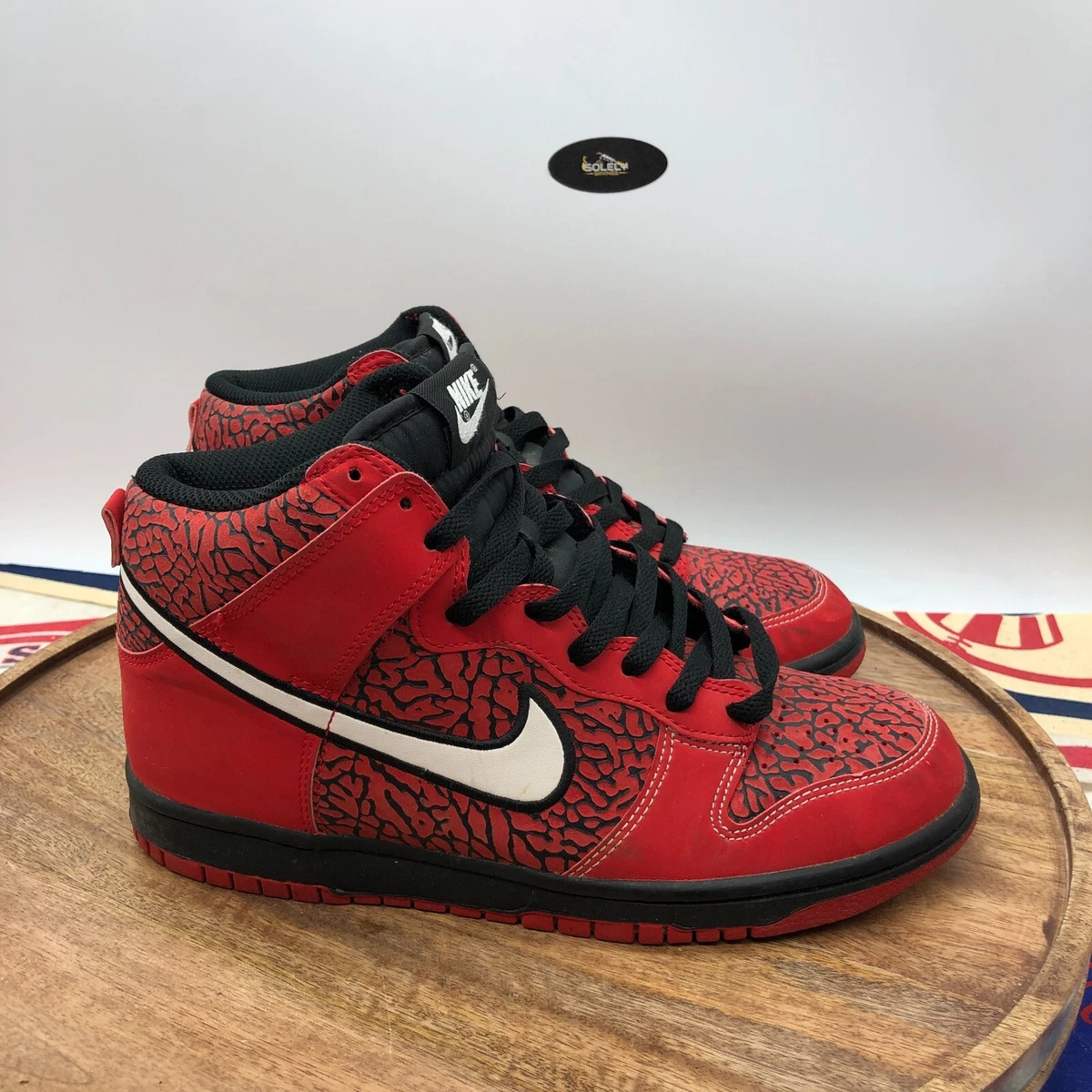 Nike dunk high red cheap bull
