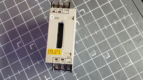 Omron Output Unit, C4K-OT2 / 5-24VDC / 1A