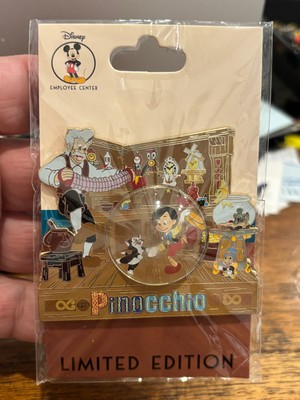 DEC Disney Snowglobe Pin - Pinocchio