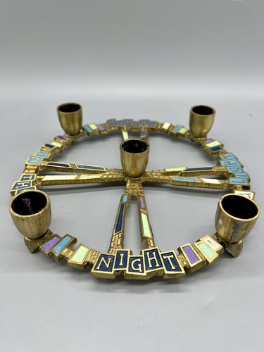 Terra Sancta Guild A Light Shines In The Night Brass Menorah 5 Candle Holder - 第 4/10 張圖片