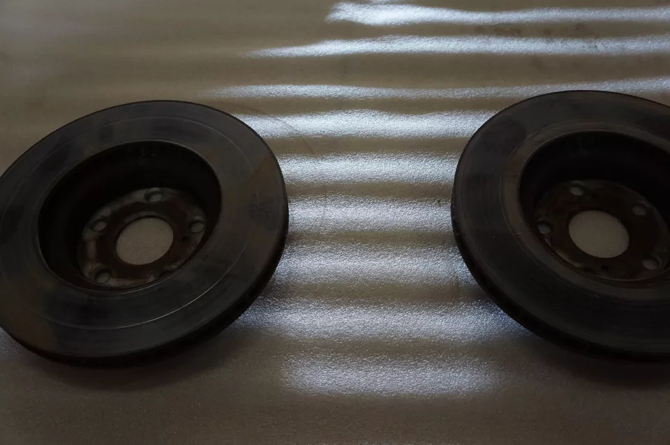 00-05 TOYOTA CELICA Front Brake Disc Rotors - Image 4 of 4