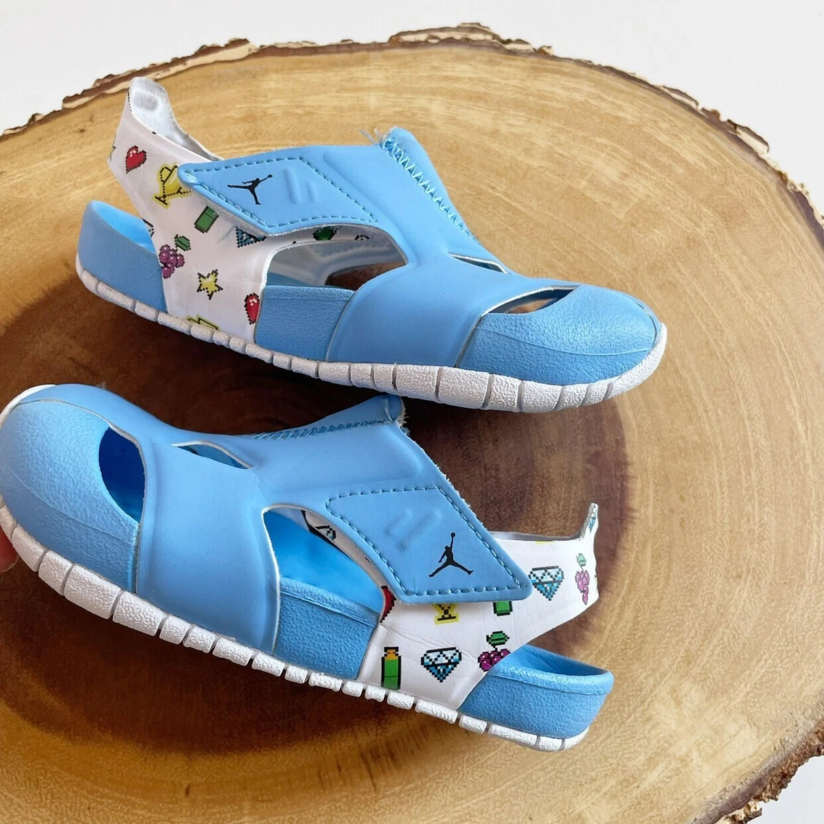 Jordan sandals sales size 8