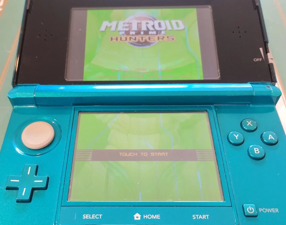 Metroid Prime: Hunters DS Game by Nintendo [PAL][CIB Complete] Samus - Image 4 of 4