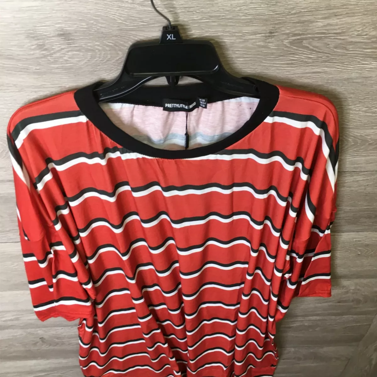 PrettyLittleThing Womens 24 Oversized Boyfriend T Shirt Red Contrast Stripe