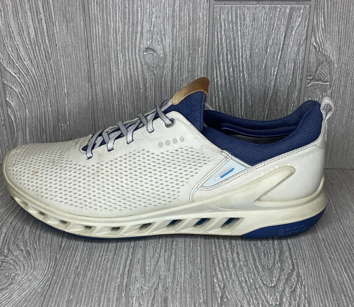 ECCO Men display picture 1