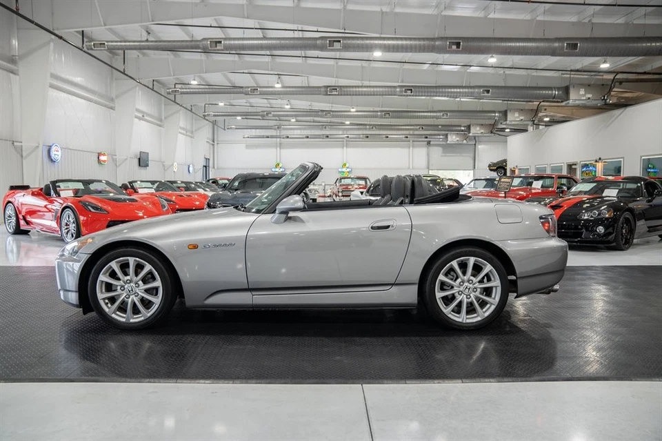 2006 Honda S2000  - Image 2 of 4