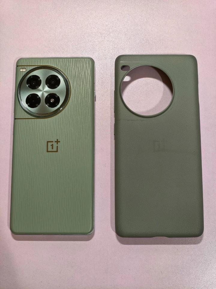 OnePlus Ace 3 Pro - 12GB RAM - 256GB - Image 2 of 4