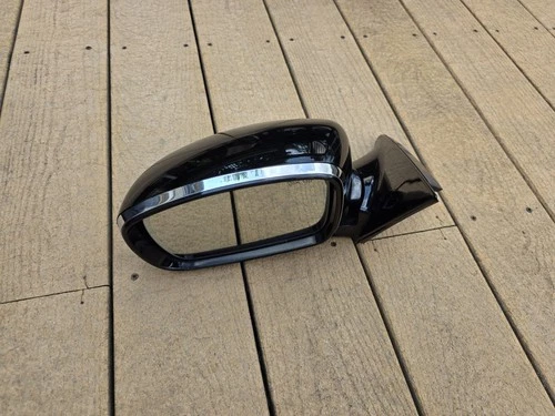 2011-2013 Hyundai Equus DRIVER Side Exterior Mirror BLACK OEM 16 Wire