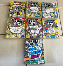 Tom Gates X7 Bundle A Tiny Bit Lucky Everthings Amazing Dog Zombies Rule Genuis