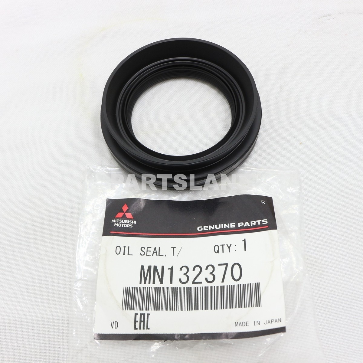 Mitsubishi Lancer Endeavor Eclipse OEM Transfer Case Output Shaft