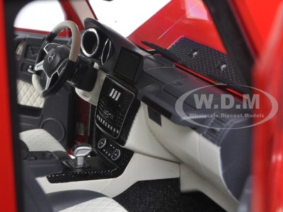 MERCEDES G63 AMG 6X6 RED 1/18 MODEL CAR BY AUTOART 76304 MERCEDES G63 AMG 6X6 RED 1/18 MODEL CAR BY AUTOART 76304