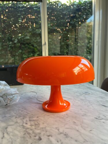 Lámpara Nessino Artemide color naranja Nuevo con empaque original - Foto 1 di 7