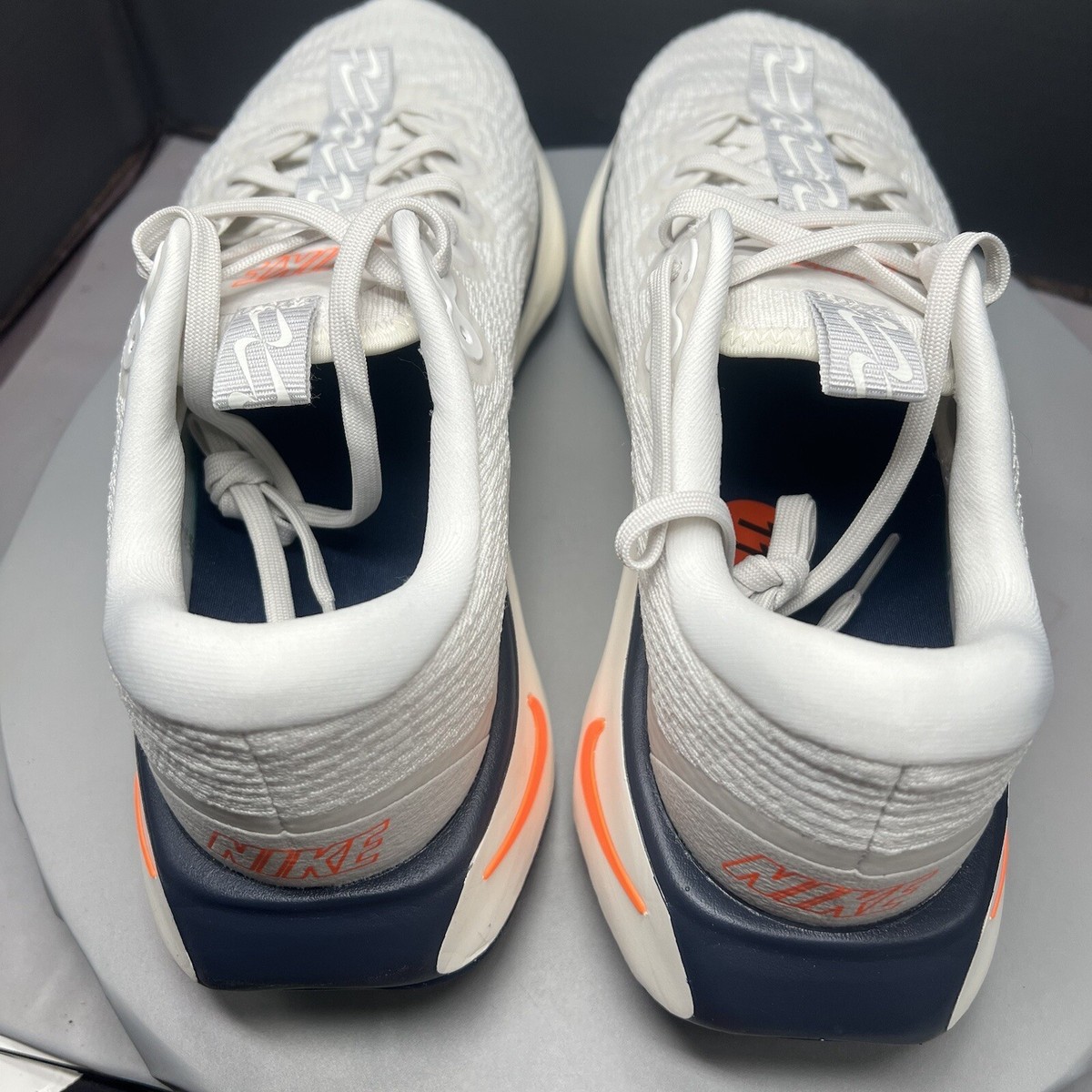 Nike Motiva 