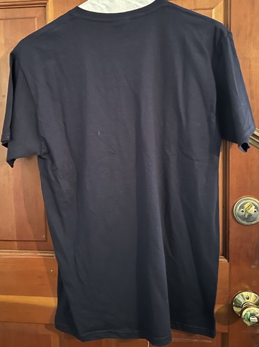 2017 Mighty Morphin Power Rangers Megazord Shirt Mens Size Medium - Picture 3 of 4