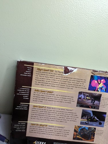SIERRA’S Quest Series Volume ONE PC Game Collection CD ROM Kings Quest ecc. - Foto 19 di 24