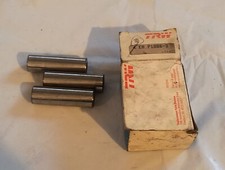 (3) TRW P1086-3 Piston Pin 4 Continental F135...