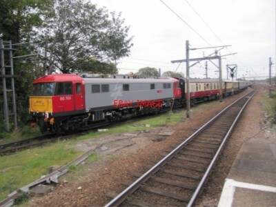 FOTO KLASSE 86 86701 PASS ALEXANDRA PALACE AUF EINEM ECS-ZUG VON GRENZEN GRÜN NACH