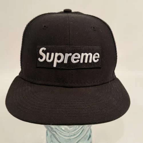 Casquette chapeau ajustée SUPREME X NEW ERA 7 1/4 noire célèbre dans le monde entier support en maille pré aimée