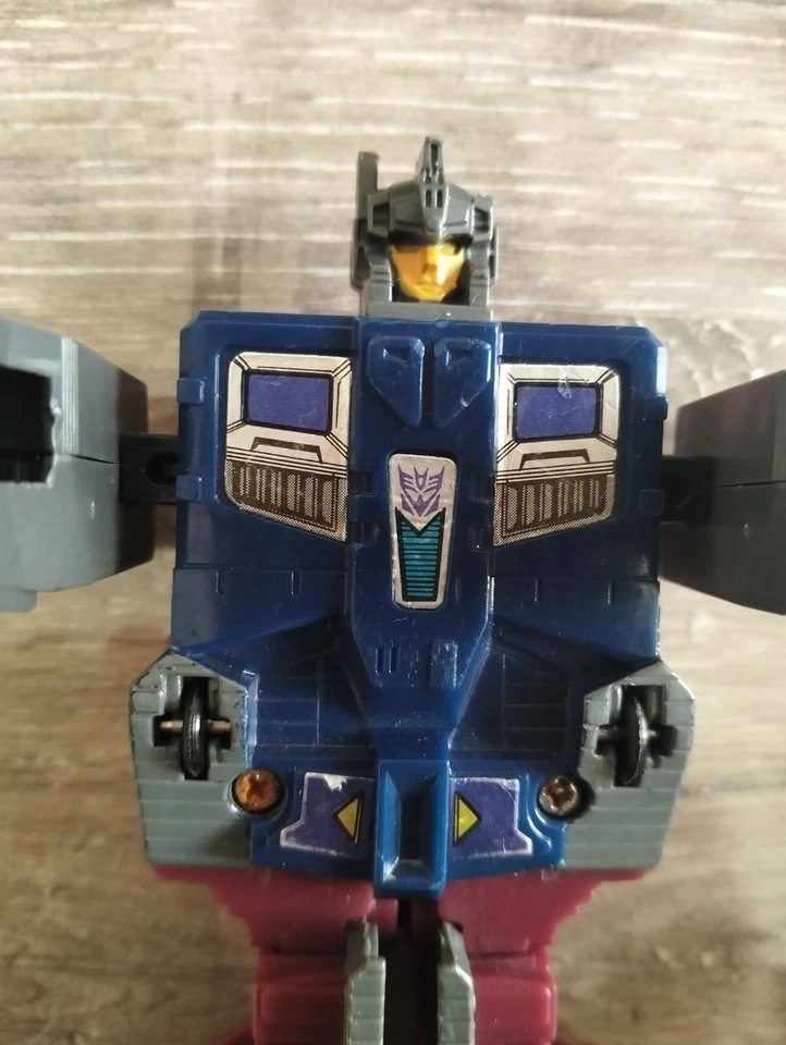 Figurine Hasbro Transformers Quake - Photo 2/4