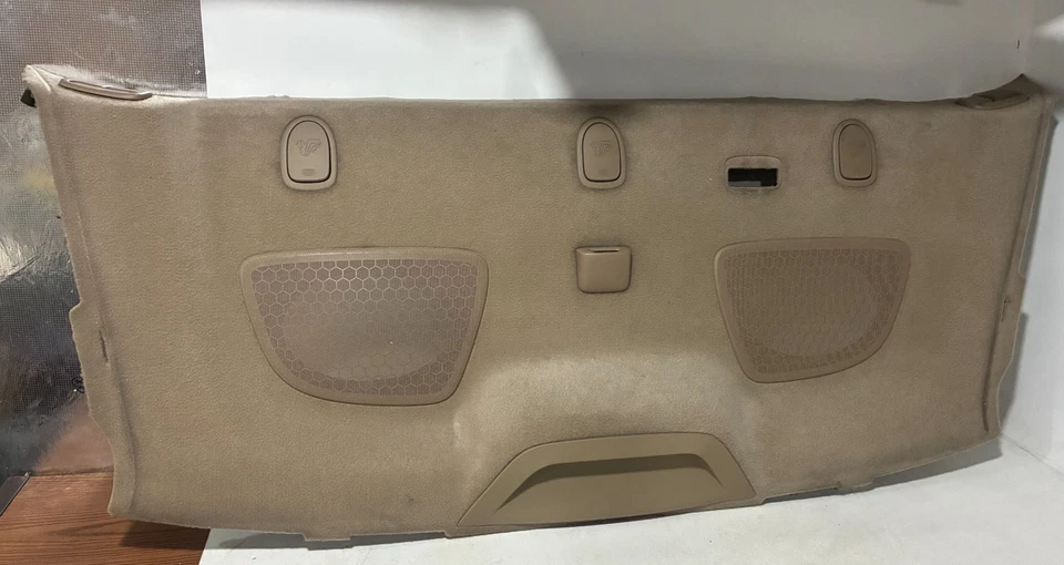 Buick Lucerne 2006 equipamiento bandeja moldura, cubierta de altavoz trasero Foto 3 de 4