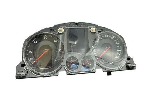 VW PASSAT Variant B6 3C5 Kombiinstrument X0032000 3C0920870G 2.00 26564930