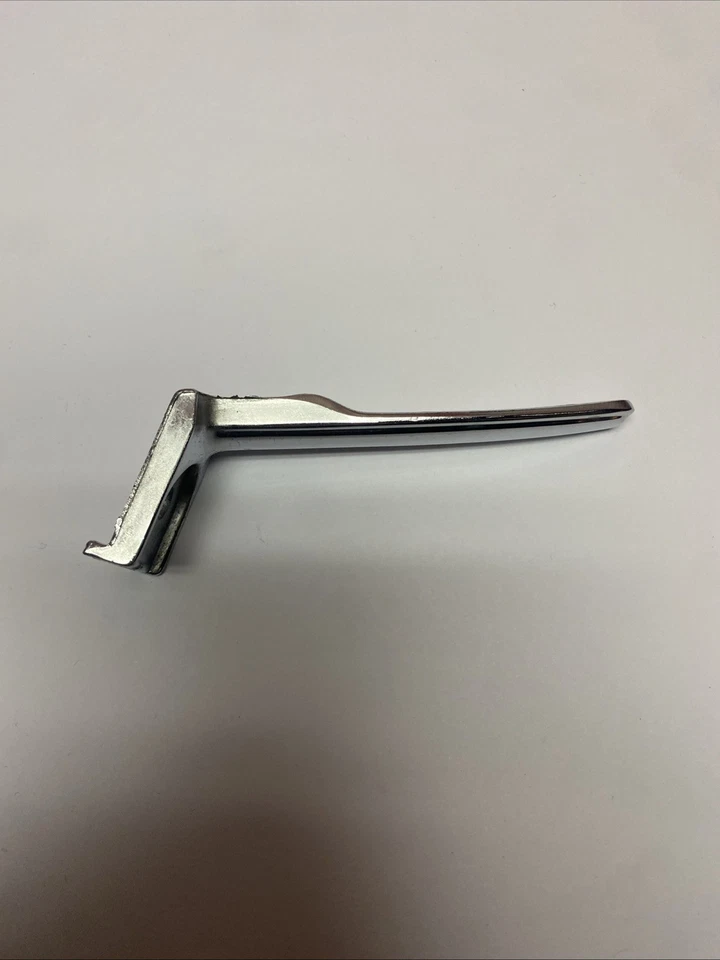 Nuevo de Lote Antiguo Ford 1974 1975 LTD Galaxie Landau Puerta Delantera Manija Interior D4AZ-6522600-A Foto 2 de 4