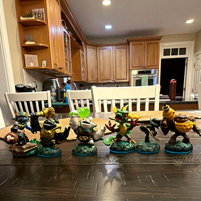 Skylanders Spyro's Adventure Character Figure Lot Trigger Happy Chop Chop Bash