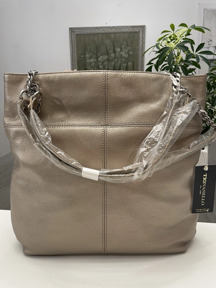 Bolso de hombro Tignanello de cuero granulado plateado con asas de cadena Foto 2 de 4