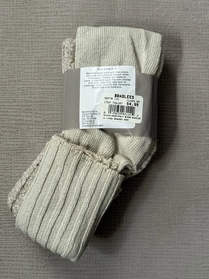 Calcetines de puño elegantes vintage de los 90 para mujer 2 pares avena y poliéster acrílico tostado nuevos de stock Foto 4 de 4