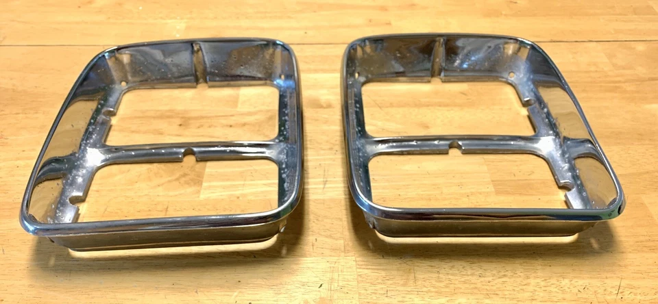 Chrysler Cordoba 1977 1978 cromo faros embellecedores izquierda y derecha Mopar OEM Foto 2 de 4