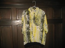 ALAN STUART..... Vintage Polo Shirt Men's XL Yellow Abstract Casual Short Sleeve