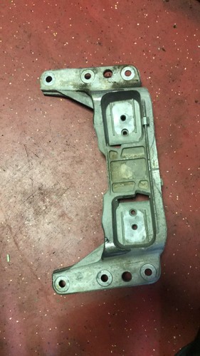 BMW 5 Touring E61 525 i Getriebehalter Halterung 6776521 3.0 Benzin