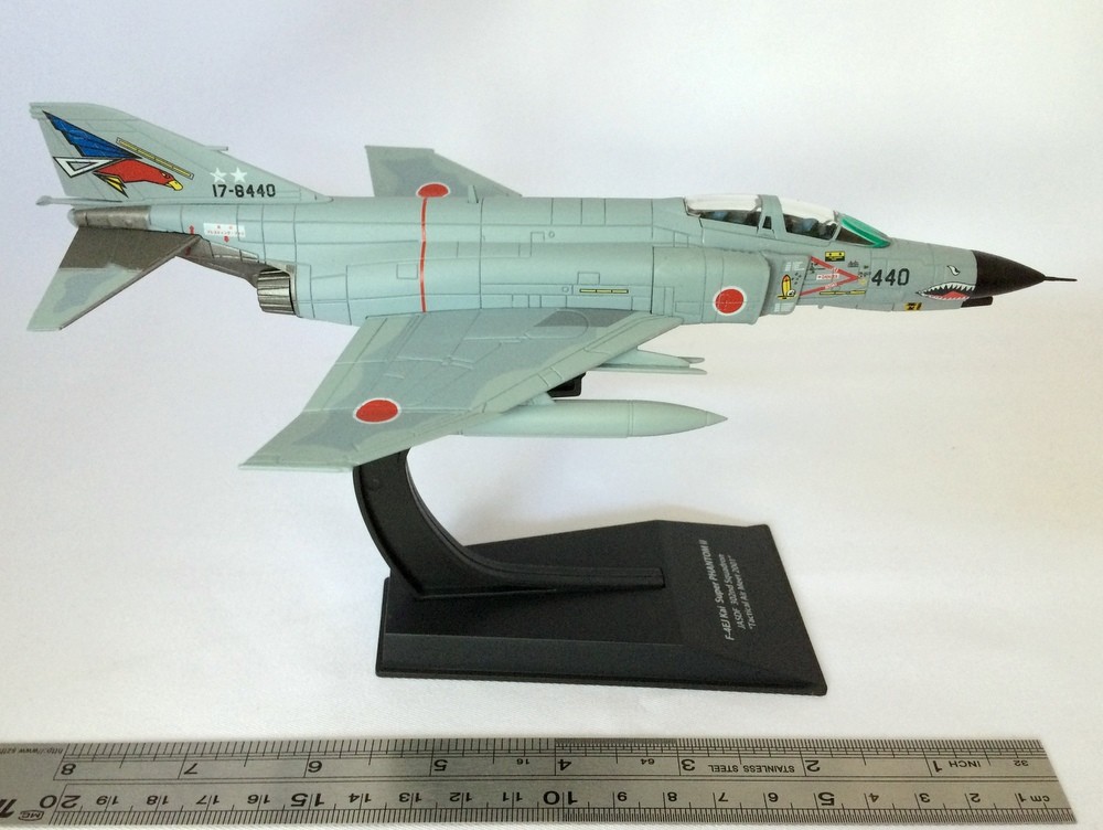 F-4EJ Kai Super PHANTOM II 1:100 Diecast Model - Hachette Air
