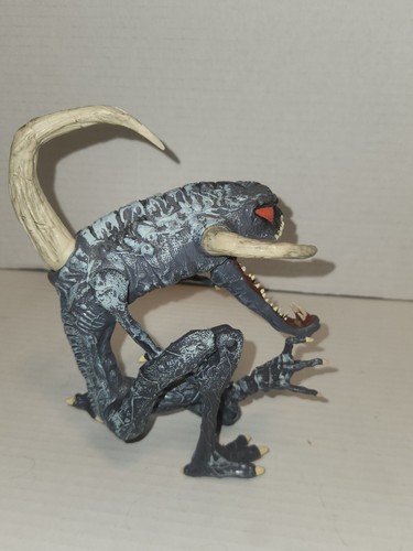 Juguetes McFarlane SPAWN Serie 3 Edición Deluxe Ultra-Action VIOLATOR II 1995 - Imagen 4 de 7