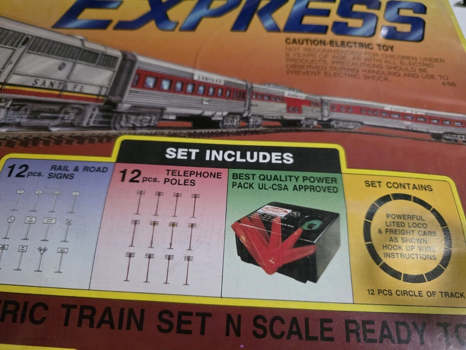 Model Power 1151 Continental Express N Gauge Diesel 44pc Starter Train Set - Image 4 of 4