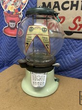 Columbus Cast Iron Model M One Cent Penny Peanut Vending Machine