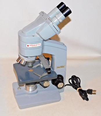 American Optical One-Fifty AO 150 Microscope with working Lamp