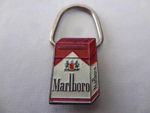 vintage MARLBORO   cigarettes collectable  keychain keyring