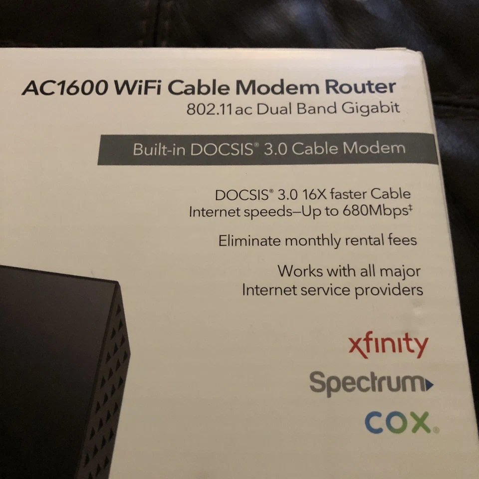 NETGEAR AC1600 Wifi Cable Modem Router C6250 - Black (C6250-100NAS) - Image 2 of 4