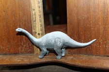 Plastic Dinosaur Action Figure 6-3/4" Brontosaurus