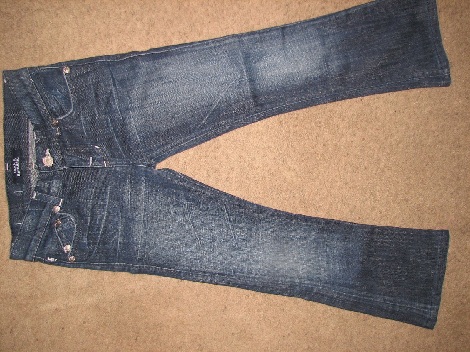 Picture 2 of 4