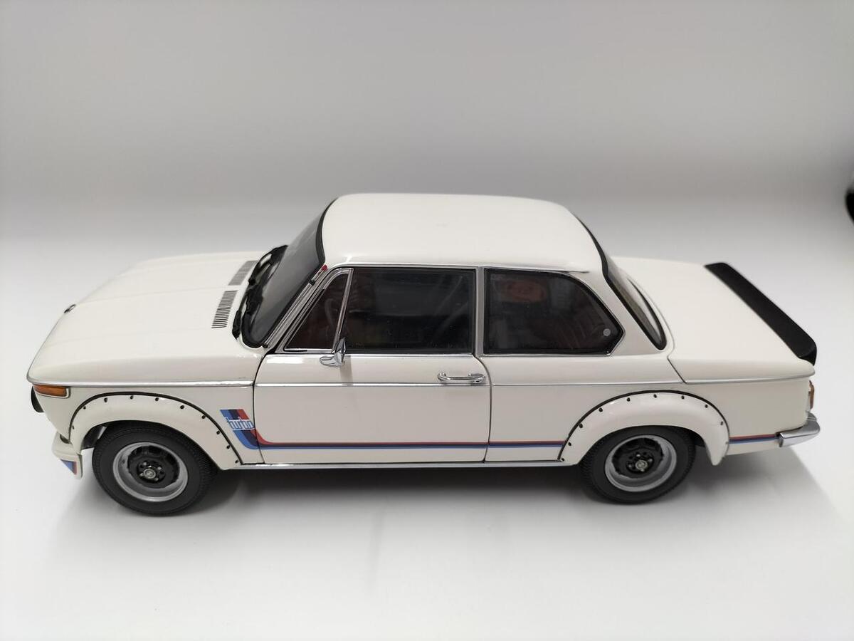 Kyosho Bmw 2002 Turbo 1/18 Scale Minicar | eBay Kyosho Bmw 2002 Turbo 1/18 Scale Minicar | eBay