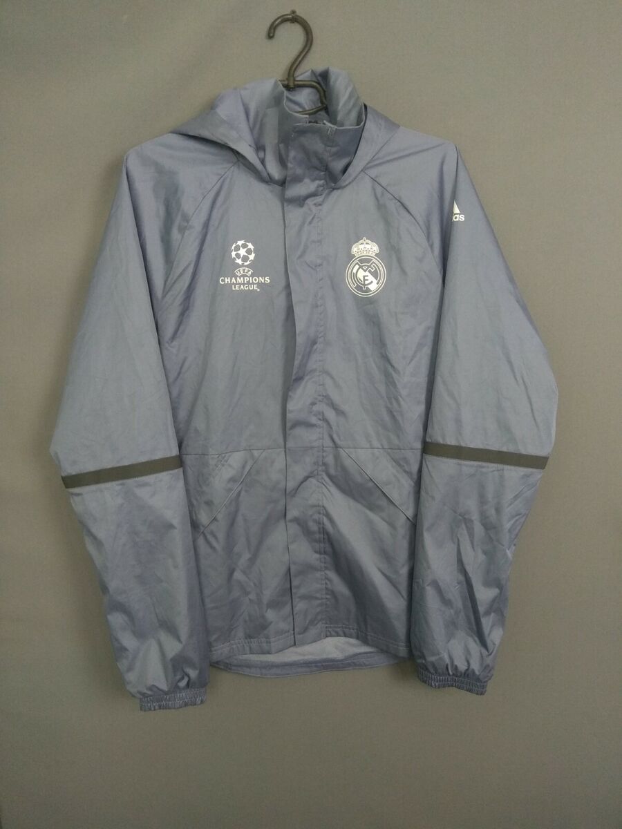 Real Madrid Size SMALL Full Soccer Football ig93 | eBay