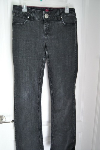 Women's Jeans by Wranglers Size 9/10 