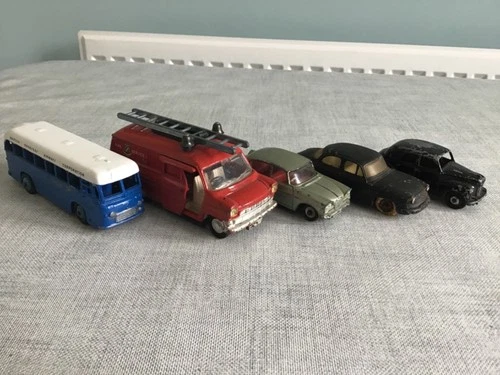 Job Lot of 5x Vintage Dinky Toys 1950/60s.